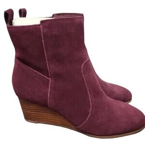 New Violet & Red Jay Heeled Burgundy Wedge Booties 9.5M